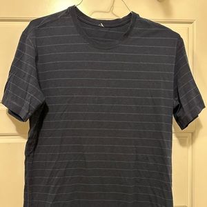 Light striped lululemon t shirt. Large like new.